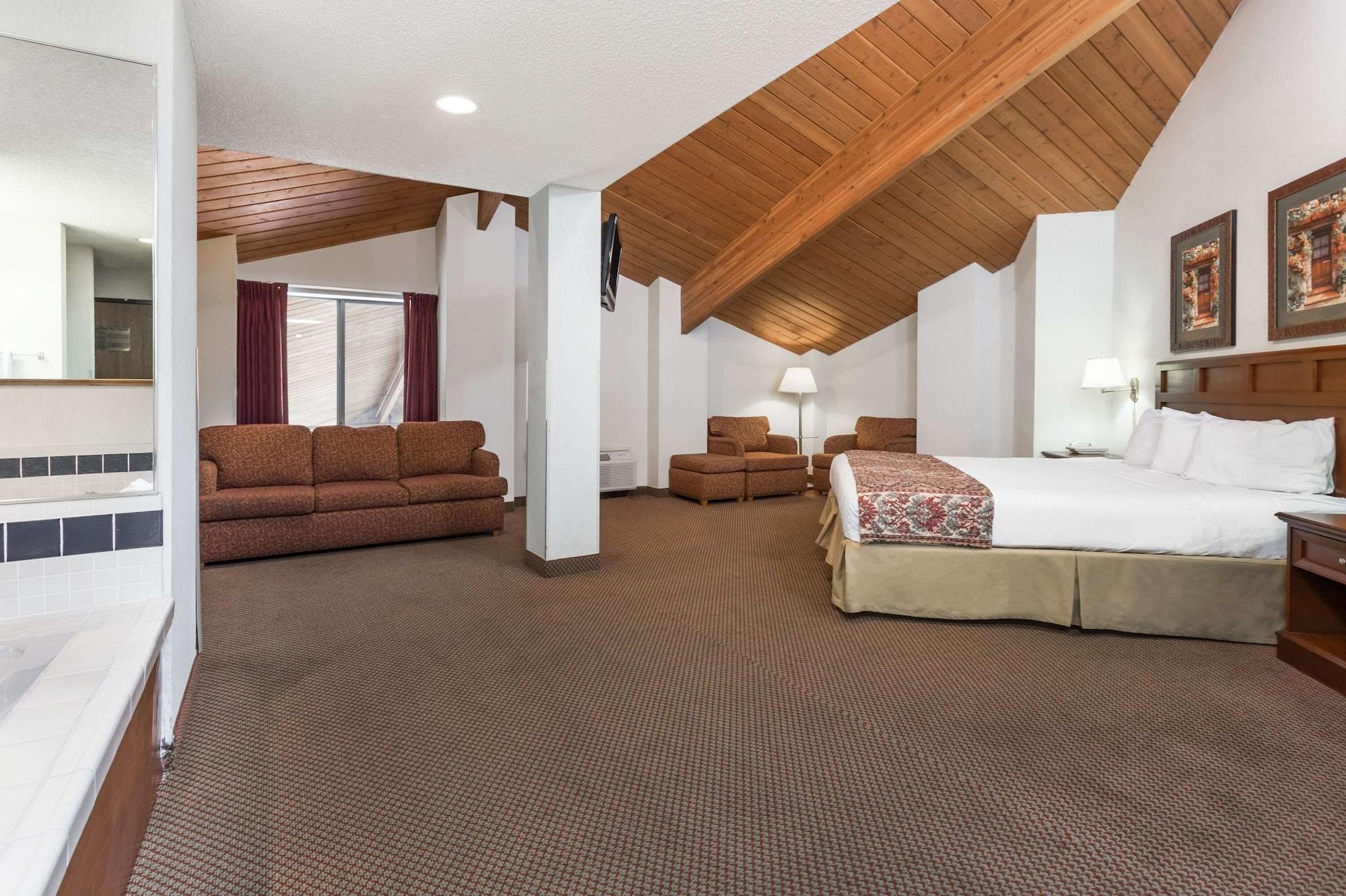 Baymont By Wyndham Yreka Hotell Eksteriør bilde